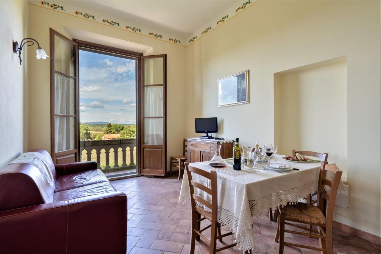 Gasthaus Borgo Il Villino Casole dʼElsa Exterior foto