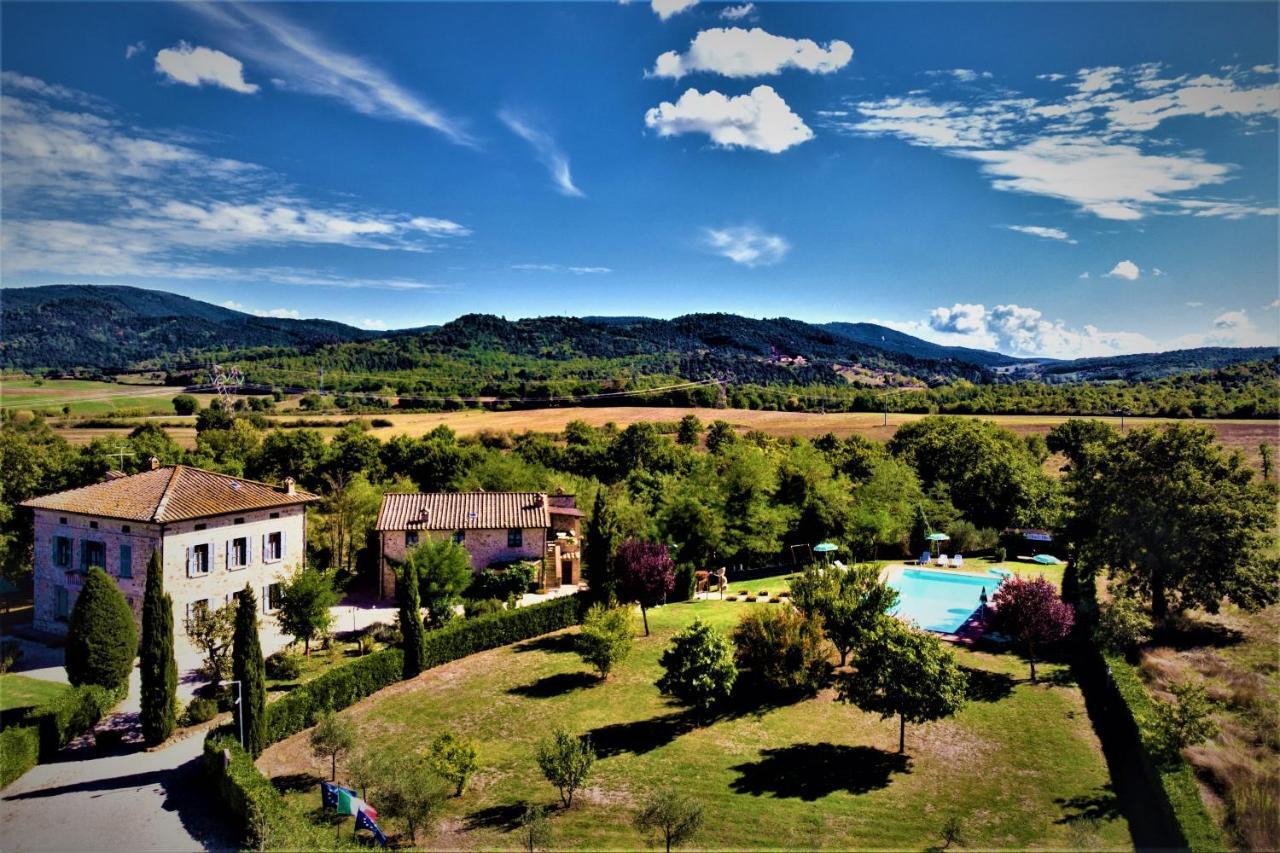 Gasthaus Borgo Il Villino Casole dʼElsa Exterior foto