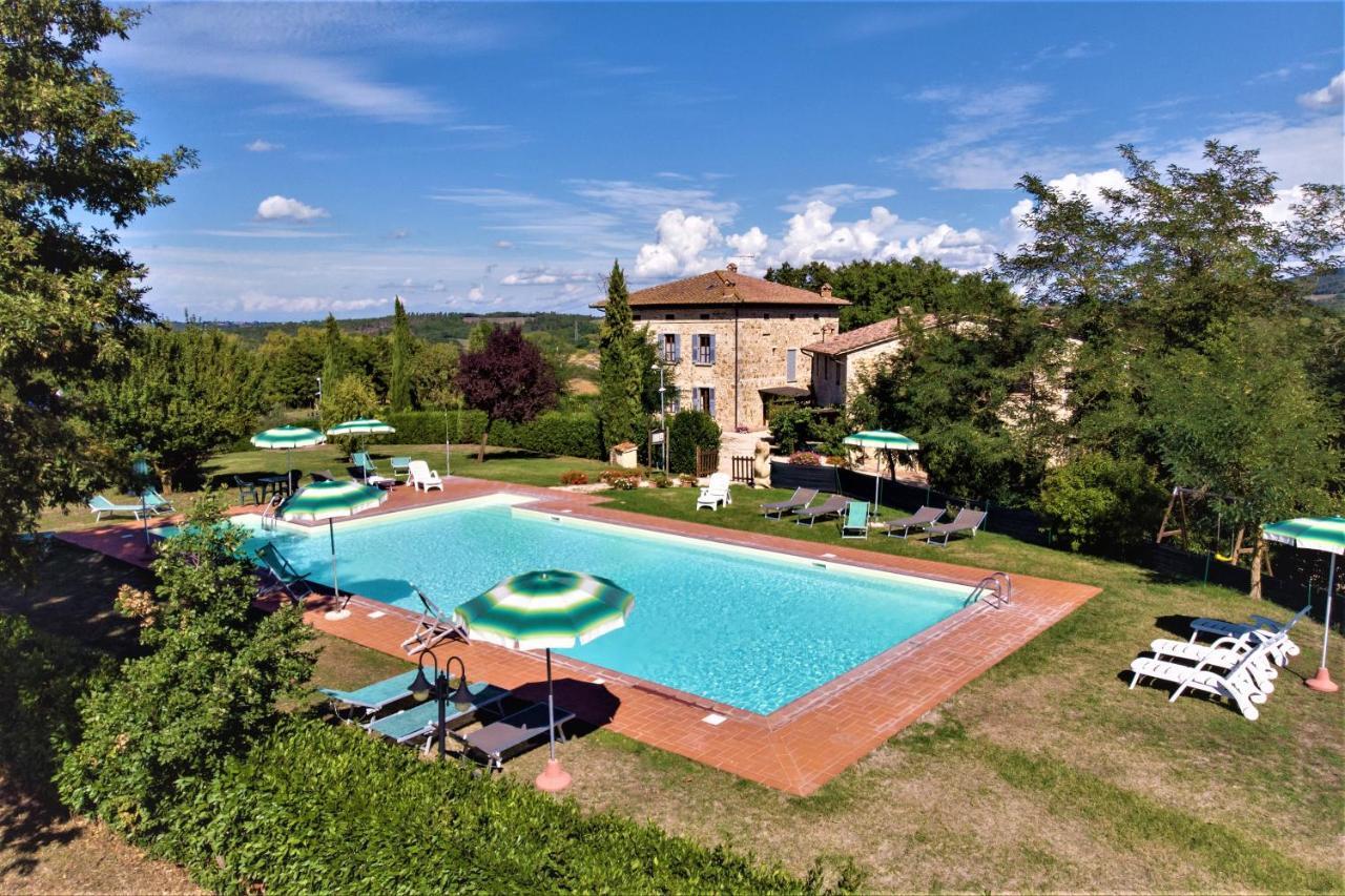 Gasthaus Borgo Il Villino Casole dʼElsa Exterior foto